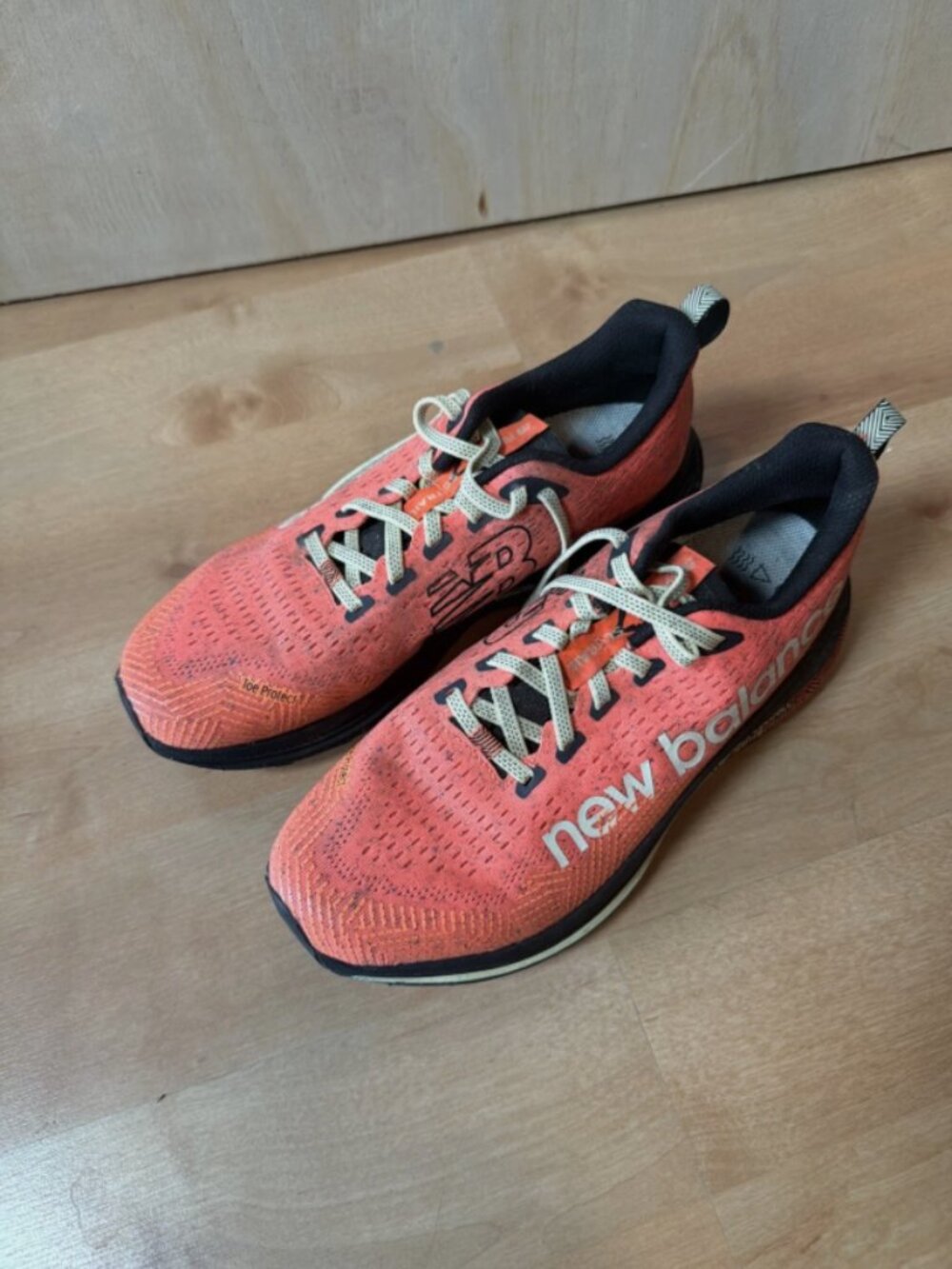 New Balance FuelCell SuperComp Trail Size 9